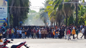 GoRiau Enam Polisi Terbukti Pakai Senjata Api Berpeluru Tajam Saat Tangani Demo Mahasiswa di Kendari