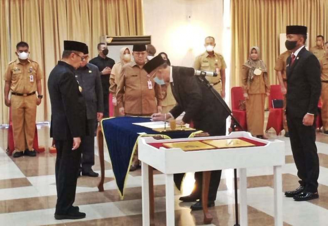 Gubernur Riau Lantik Sri Sadono Mulyanto Jadi Direktur RSJ Tampan