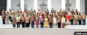 GoRiau Ketua MPR, Ketua DPR dan 6 Menteri Jokowi Dilaporkan ke KPK