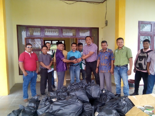 RAPP Distribusikan Ratusan Paket Sembako untuk Korban Banjir di Kampar
