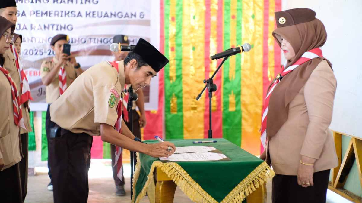 Tak Sekadar Dilantik, Pramuka Tebingtinggi Timur Diminta Melek Digital