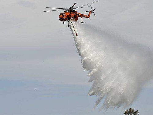 Operasi Lengkap, Wagubri: Memang Butuh Water Bombing yang Lebih Besar