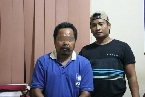 Bertengkar di Atas Sampan, Mantan RT Tebas Kepala Kades Sialang Jaya Inhil