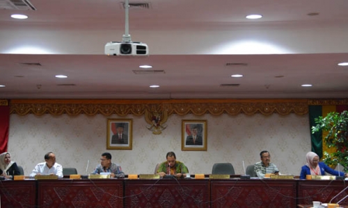 Hearing Dengan Disdik, DPRD Riau Minta Laporan Kebutuhan Sekolah