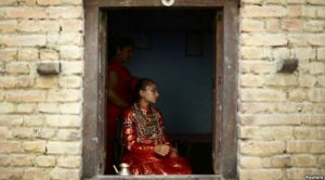 GoRiau Ajaib, Rumah yang Dihuni Gadis Usia 9 Tahun Ini Selamat dari Gempa Nepal, Tak Ada Barang Jatuh