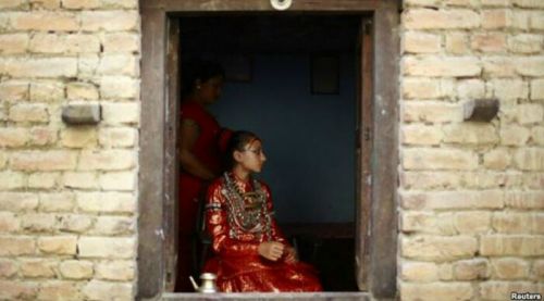 Ajaib, Rumah yang Dihuni Gadis Usia 9 Tahun Ini Selamat dari Gempa Nepal, Tak Ada Barang Jatuh
