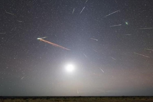 Jangan Lupa Saksikan, Nanti Malam Hujan Meteor Eta Aquarids Hiasi Langit