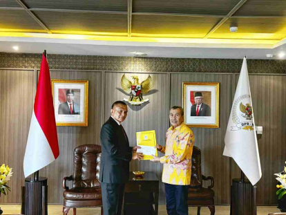 Syamsuar Terima Mandat Resmi dari DPP Golkar untuk Maju di Pilkada Gubernur Riau