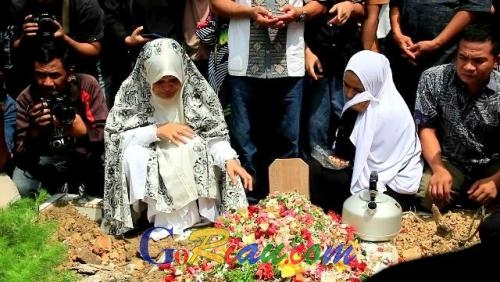 Demi Merawat Ryan Thamrin Selama Sakit, Ibu si Dokter Tampan Ini Harus Bolak-balik Tanjung Pinang ke Pekanbaru