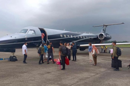 Menantu Jokowi, Bobby, Akui Naik Jet Pribadi, tapi Tak Pakai Uang Korupsi