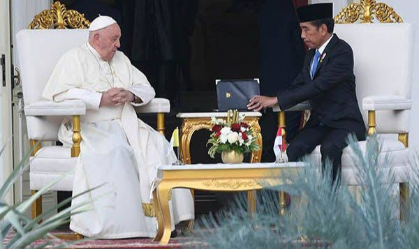 Paus Puji Orang Indonesia Punya 3-5 Anak, Warga Sejumlah Negara Malah Pilih Pelihara Hewan