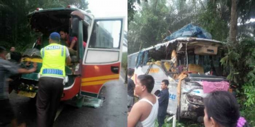 Tabrakan Maut di Tambusai Barat, 2 Bus Ringsek Parah, 1 Penumpang Tewas