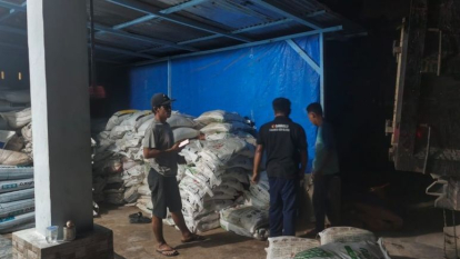 GoRiau Sindikat Pupuk Oplosan 75 Ton Dibongkar Intel TNI di Siak dan Kampar, Pemilik Gudang Turut Diperiksa