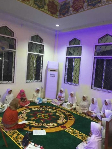 TPQ Masjid YAMP Tembilahan Pelajari Al-Quran dengan Metode Gerakan Tangan