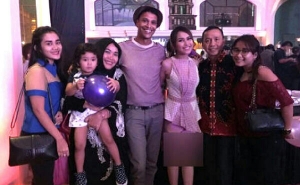 GoRiau Unggah Foto Pertontonkan Aurat Bagian Bawah, Ayu Ting Ting Dikritik Netizen