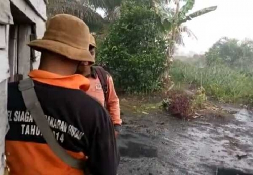 Kebakaran Meluas 15 Hektar, Hujan Ikut Padamkan Api di Rohil - Dumai