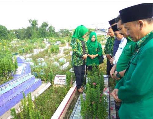 Milad ke 46, DPW PPP Riau Ziarah ke Makam Sejumlah Tokoh Pendiri Partai