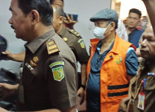 Berkas Lengkap, Mantan Bupati Inhil Indra Muchlis Adnan Langsung Ditahan Kejati Riau