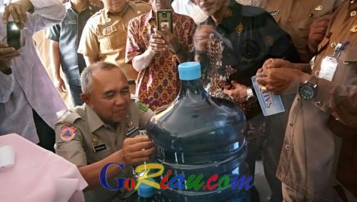 Unit Pengolahan Air Minum Desa Kundur Diresmikan Gubernur Riau, Sekarang Air Gambut Bisa Diolah Jadi Layak Minum
