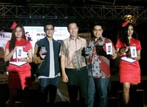 GoRiau Lagi Cari Ponsel Anti Low-Bat? Ini Dia Ponsel yang Bisa Jadi Powerbank Sekaligus