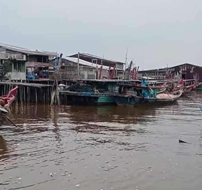 GoRiau - Ribuan Warga Pulang Kampung, Panipahan Rohil Tetap Ramai Meski ...
