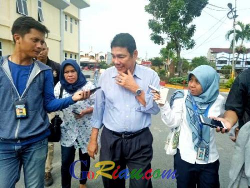 Mantan Kabid Cipta Karya Dinas PU Bengkalis Buka-bukaan usai Diperiksa KPK sebagai Saksi di Brimobda Polda Riau