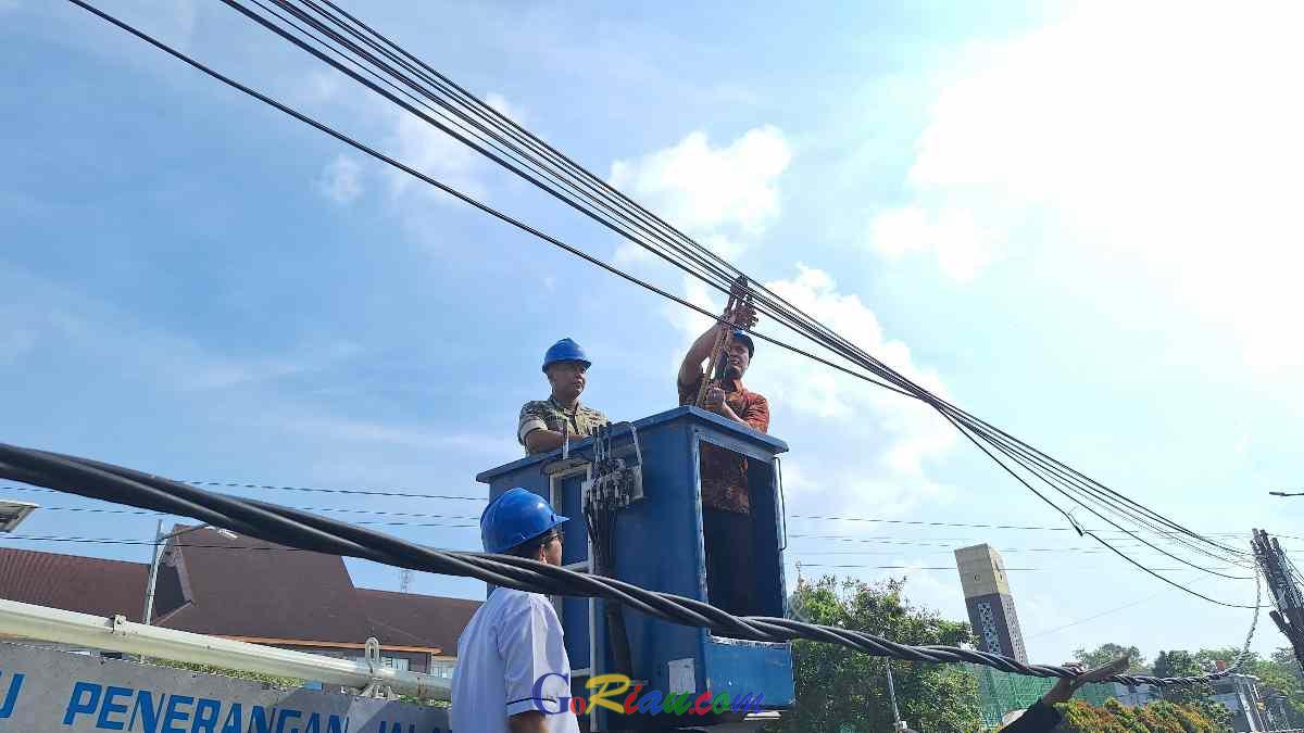 Wali Kota Sebut Provider Lebih dari Bandel, Apjatel Riau Klarifikasi Soal Perizinan Kabel FO