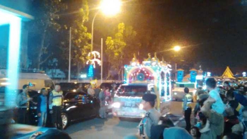 Meriahnya Pawai Takbir Idul Fitri 1437 H di Kota Pekanbaru