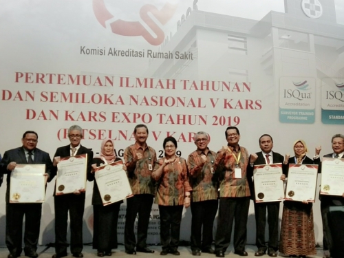 RS Awal Bros Panam, Rumah Sakit Swasta Pertama di Indonesia Terakreditasi International