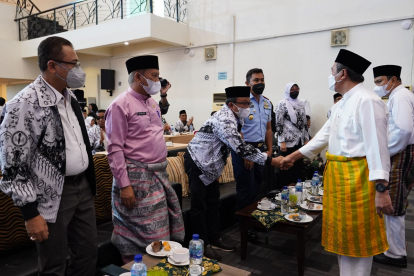 Ketua PGRI Riau Sebut Gubernur Syamsuar Pemimpin yang Peduli Guru