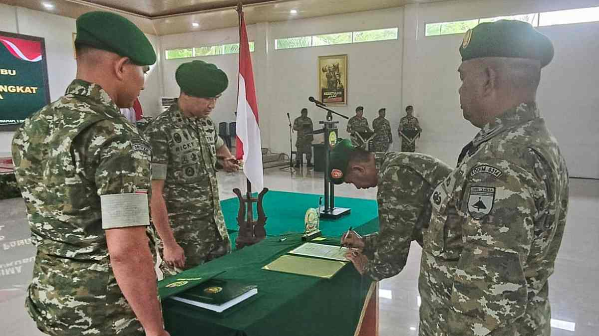 Dandim 0321 Rohil Pimpin Sertijab Danramil Kubu, 38 Prajurit Naik Pangkat Usai HUT TNI