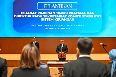 Menkeu Lantik Belasan Pejabat Baru, Tekankan Penuntasan Target APBN 2026