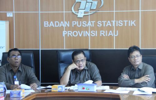 Pada Triwulan III 2014, Pertumbuhan Ekonomi Riau dengan Migas Sebesar 1,73 Persen