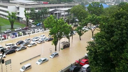 Pulau Penang Diterjang Banjir Besar, Ribuan Warga Diungsikan