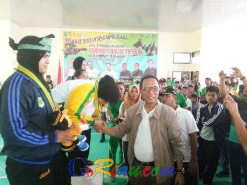 9 Emas Bawa Kampar Juara Umum Cabor Pencak Silat Porprov IX Riau 2017