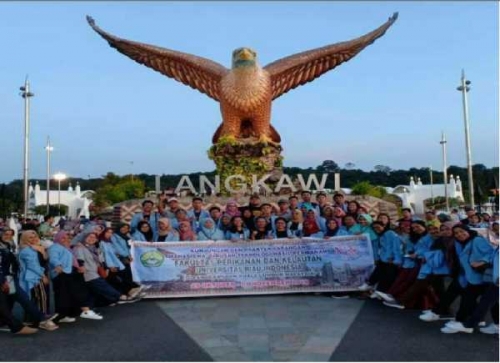 Tingkatkan Wawasan, Mahasiswa THP Unri Praktek Lapangan di Langkawi Malaysia