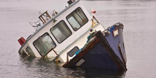 TNI AL Tenggelamkan 3 Kapal Vietnam di Anambas Kepulauan Riau