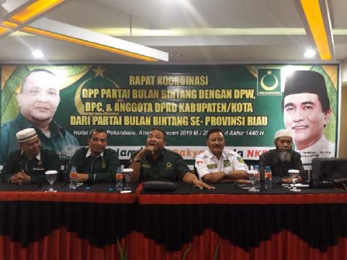 Rapat Koordinasi Bersama DPW dan DPC se-Riau, PBB Targetkan Suara dari Milenial