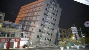 GoRiau Gempa 6,4 SR Robohkan Apartemen di Taiwan, Para Penghuni Terjebak