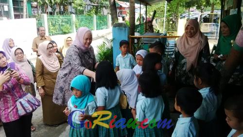 Anak-anak PAUD di Riau akan Bertemu Iriana Joko Widodo, Sisilita Arsyadjuliandi Tinjau Kesiapan Acara