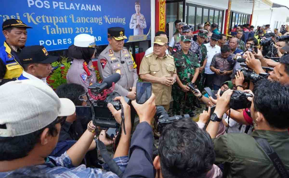 Pj Gubernur Riau SF Hariyanto Tinjau Posko Mudik Lebaran 2024
