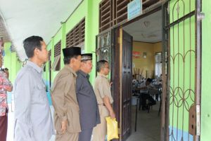 GoRiau Kakan Kemenag Kampar Monitoring UN di MTsN Kuok