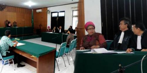 Terbukti Tampar Staf Angkasa Pura, Azlaini Agus Hanya Divonis 15 Hari Kurungan Penjara