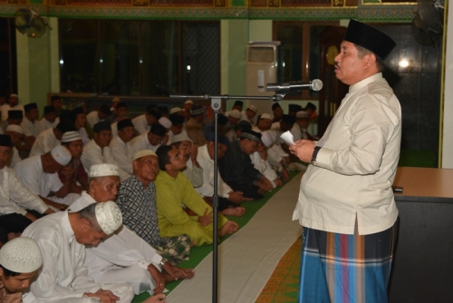 Terawih Malam Pertama Ramadan di Masjid Istiiqomah, Ini Pesan dan Harapan Bupati Amril
