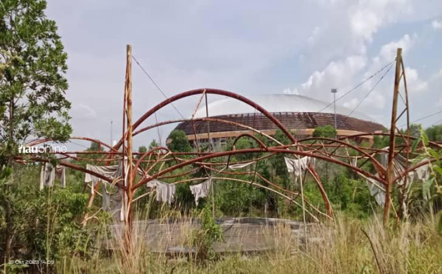 Kawasan Stadion Utama Riau Dibersihkan, SF Hariyanto: Mari Mulai dari Diri Sendiri