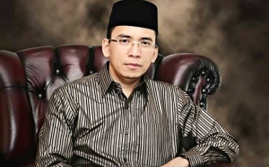 GoRiau Berpeluang Jadi Penantang, Malah Menyeberang Dukung Jokowi, Sikap Politik TGB Dinilai Aneh