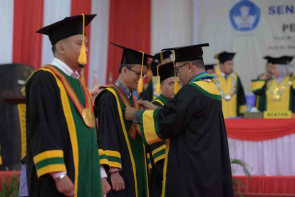GoRiau Unri Kukuhkan Empat Guru Besar Teknik Kimia Baru, Langkah Strategis Menuju World Class University