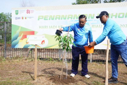 GoRiau Hijaukan Stadion Utama Riau, Pemprov Tanam 2.500 Pohon Tangkal Polusi Udara