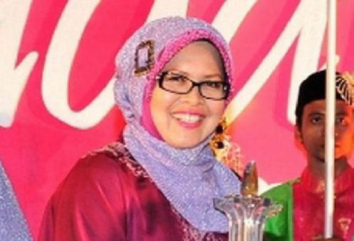 Istri Mantan Gubernur Riau Rusli Zainal Ikut Dilantik Jadi Anggota DPRD Riau