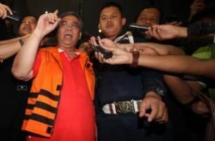 BNN Jemput Air Kencing Akil Mochtar di KPK